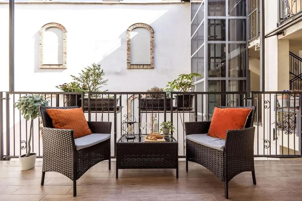 Apartment Relaxing Spacious Balcony Super Central Near Opera Budapest