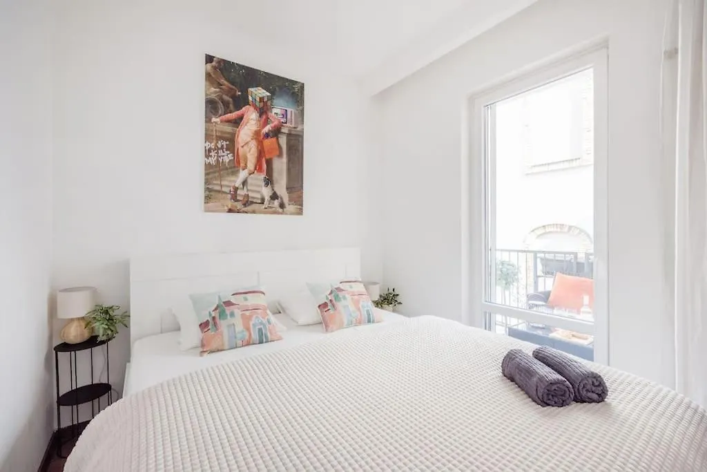 Apartment Relaxing Spacious Balcony Super Central Near Opera Budapest