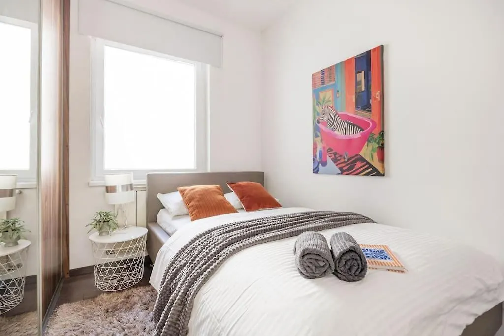 Apartment Relaxing Spacious Balcony Super Central Near Opera Budapest
